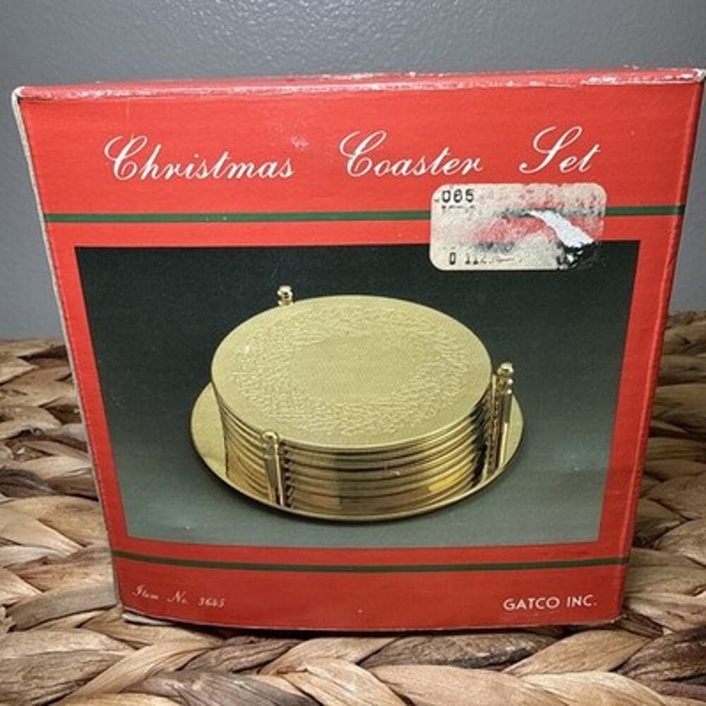 Vintage GATCO Christmas Coaster Set Gold Tone Holly Wreath Original Box 3645 NOS